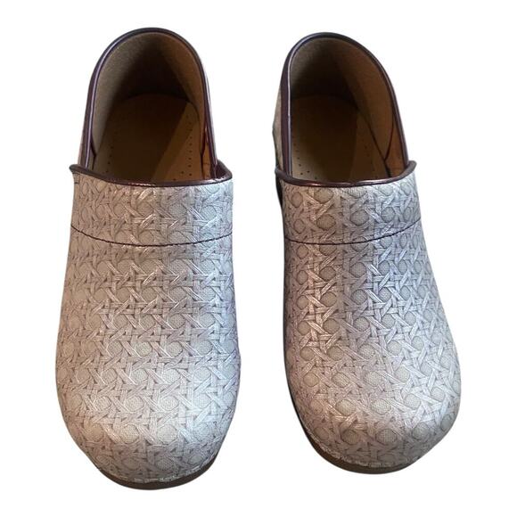 Sanita Women’s Purple Trim Clogs For Nurses, EU 35, US 4 - Picture 6 of 16